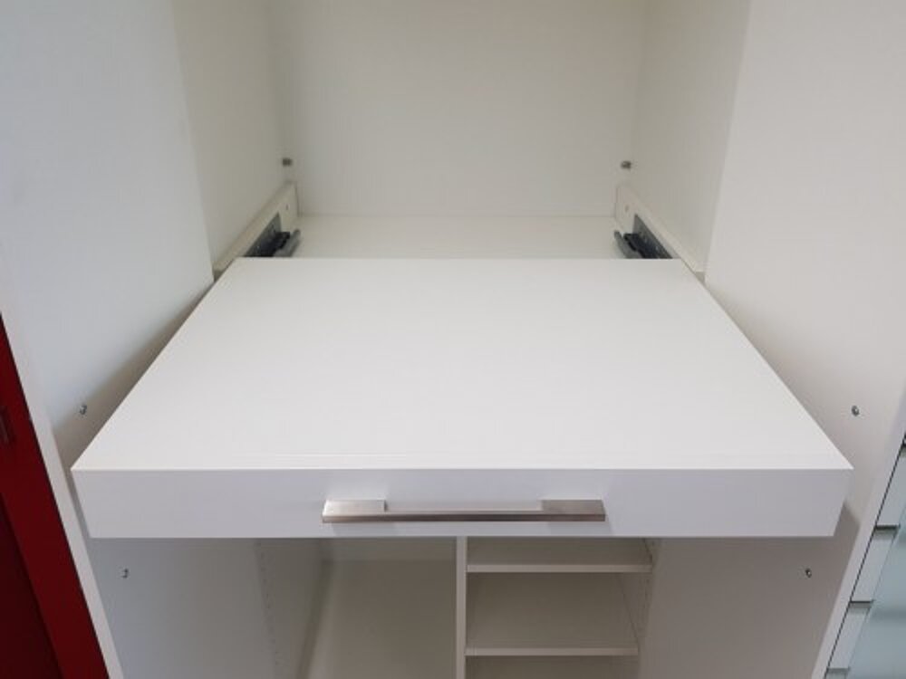 Tablettauszug mit Softclose