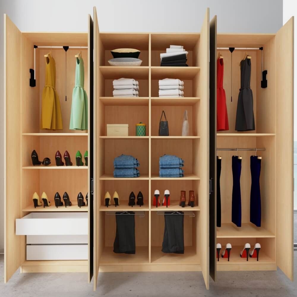 hoher kleiderschrank mit super innenausstattung